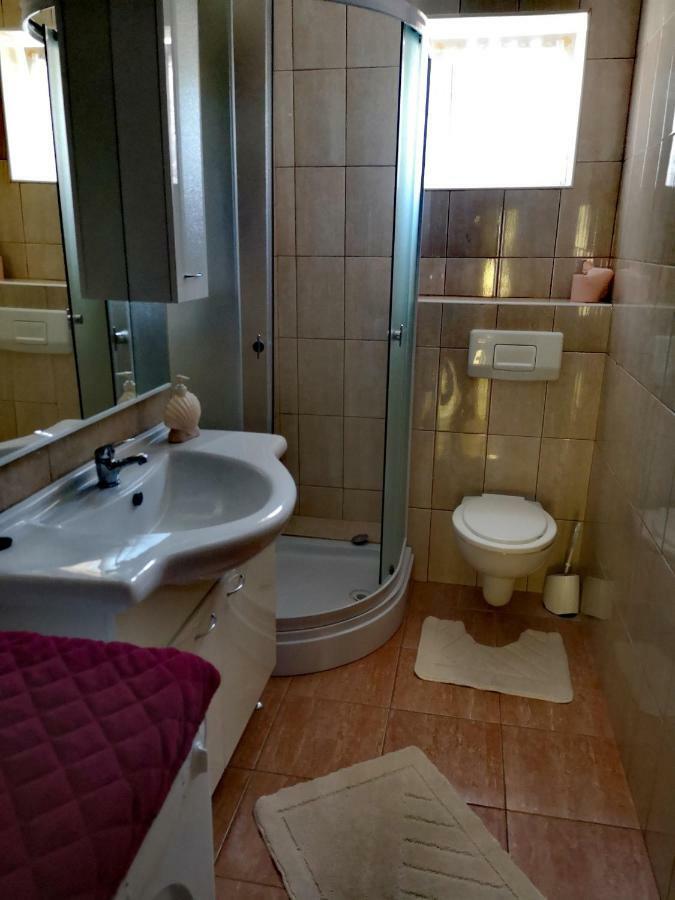Apartment Eden Цриквеница Экстерьер фото